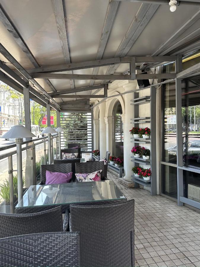 Hotel Palladium Odessa Exteriör bild