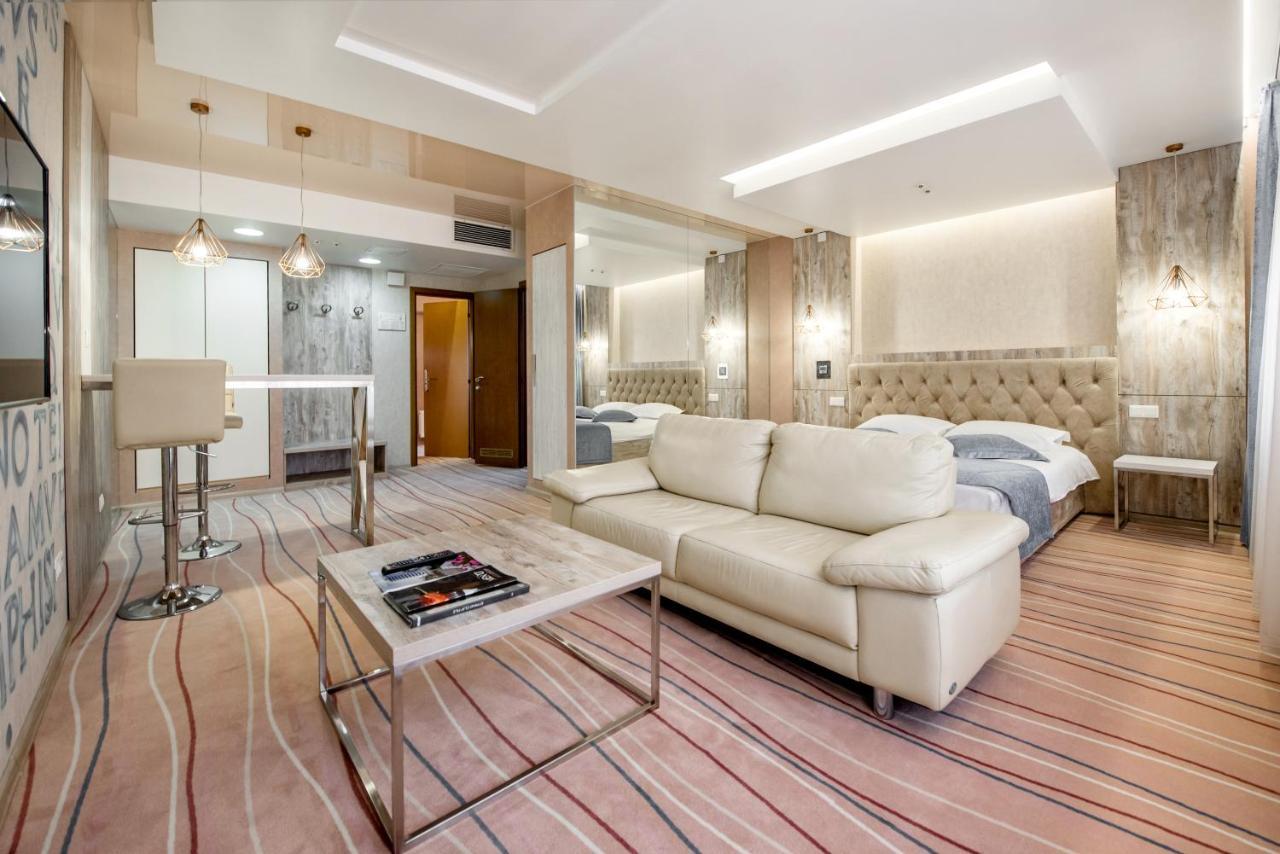 Hotel Palladium Odessa Exteriör bild